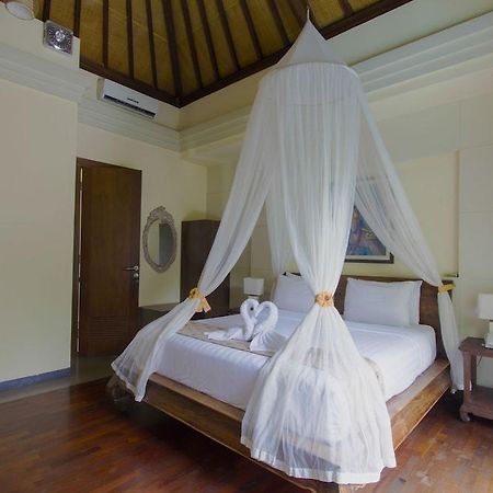 Ladera Villa Ubud Exterior foto